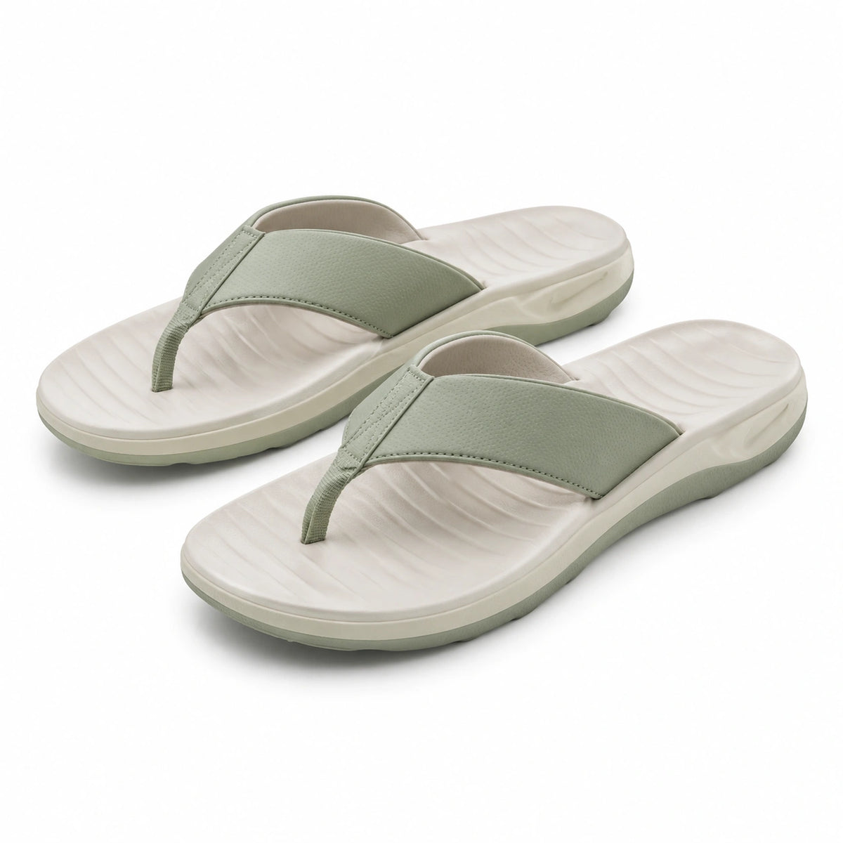 Zehentrenner 42/43 aus Kunststoff in Salbeigrün und Cremeweiß - gepolsterte Sommerschuhe